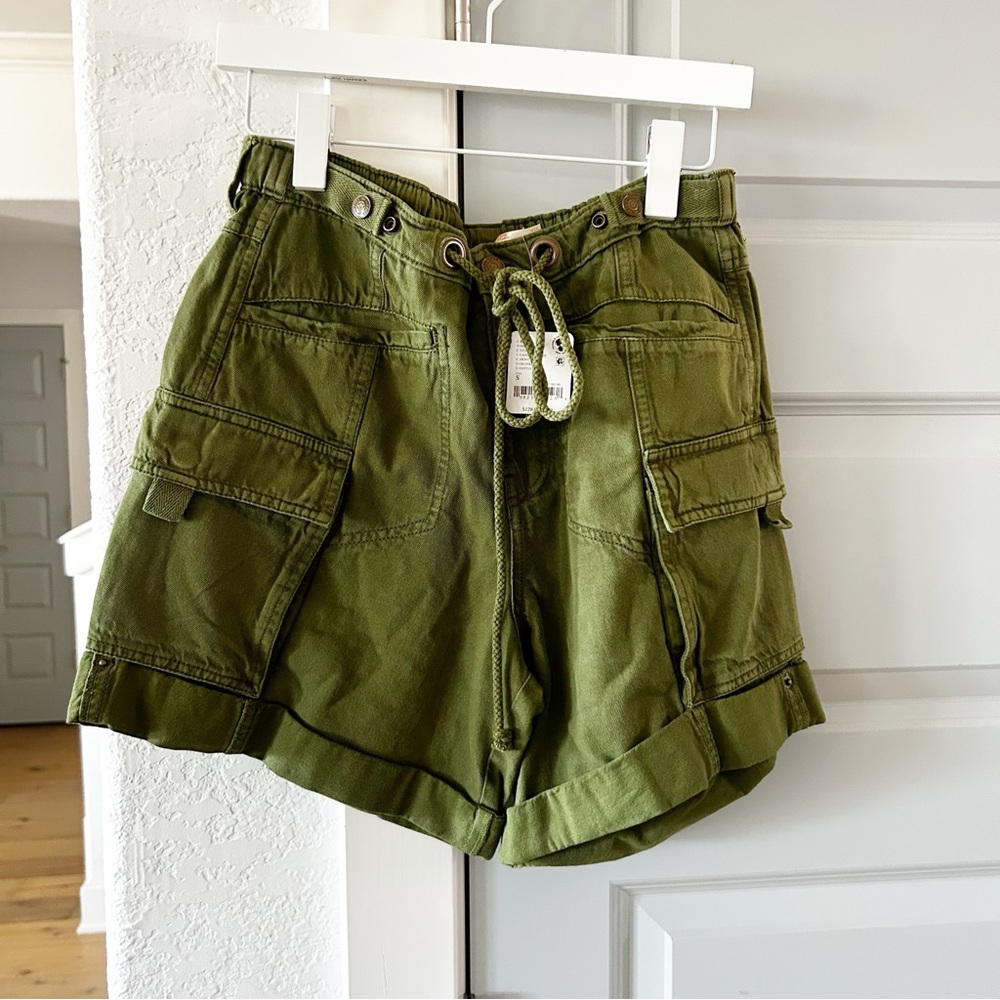NWT Free People Frankie Washed Shorts Cargo Green - Picture 2 of 4